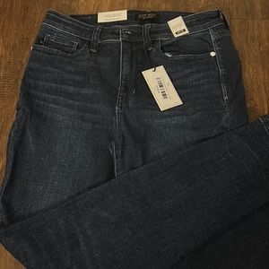 NWT: Judy Blue Dark Wash Skinny Jean With Classic Ankle Detail